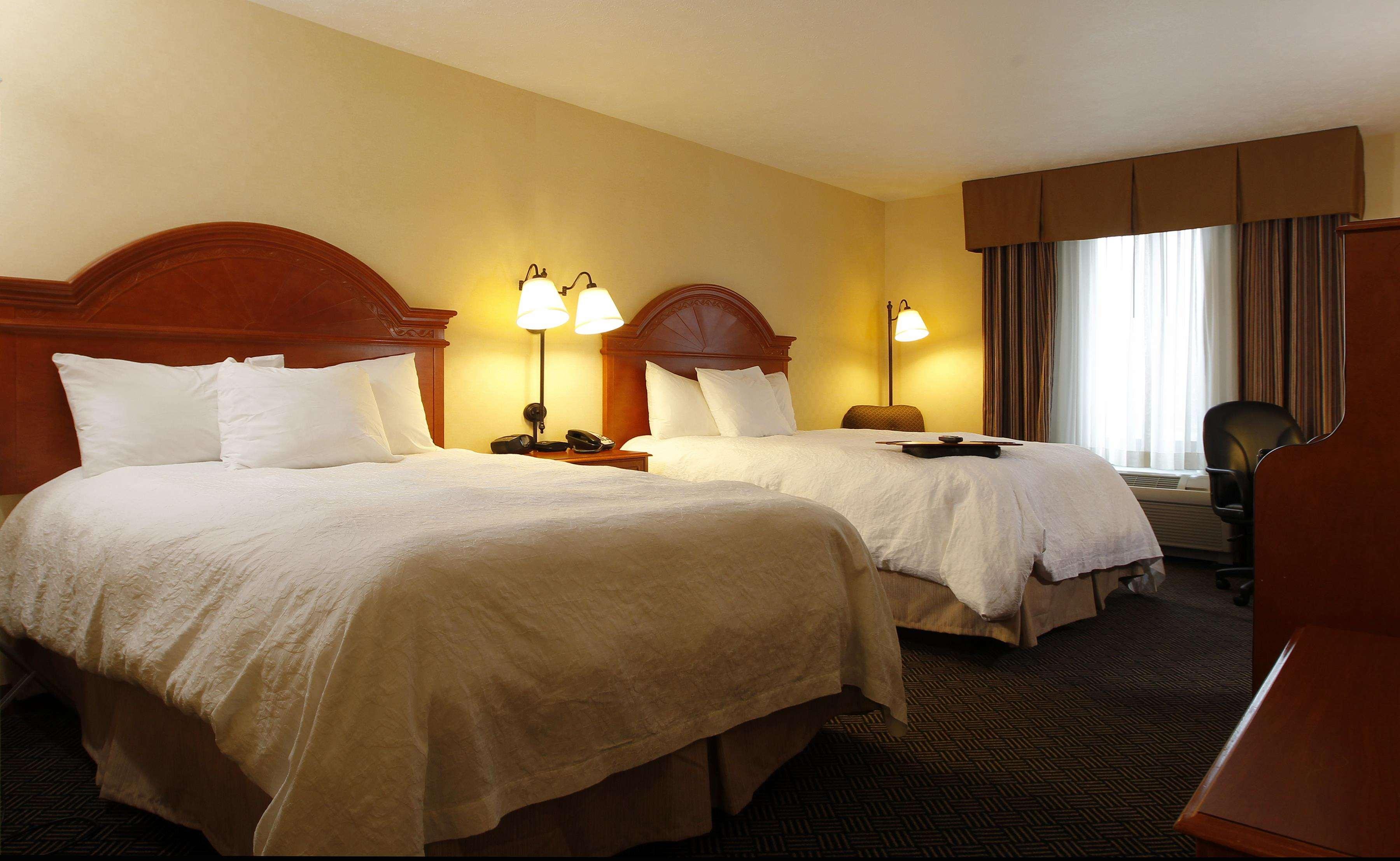 Hampton Inn Вотерлоо Екстер'єр фото