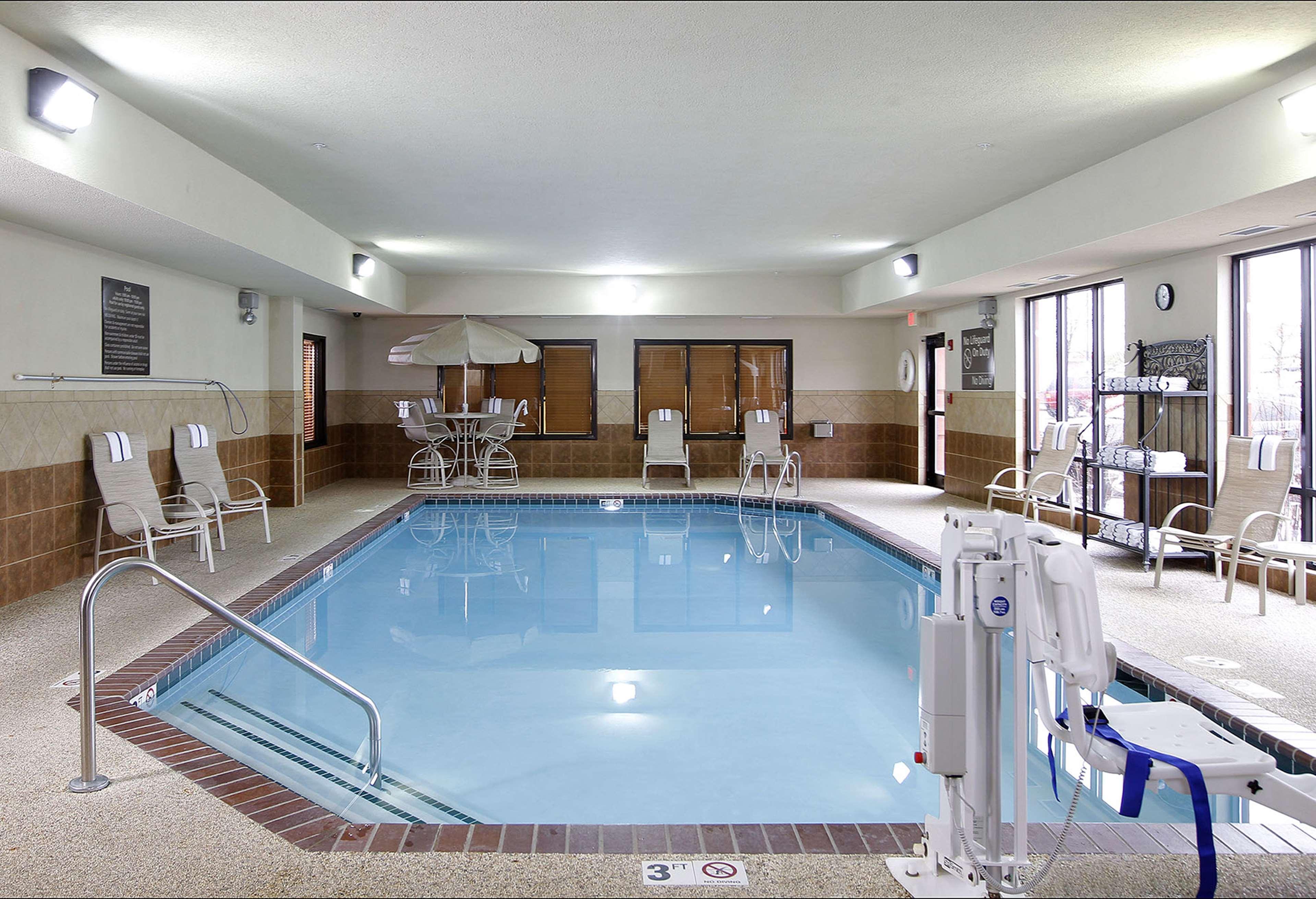 Hampton Inn Вотерлоо Екстер'єр фото