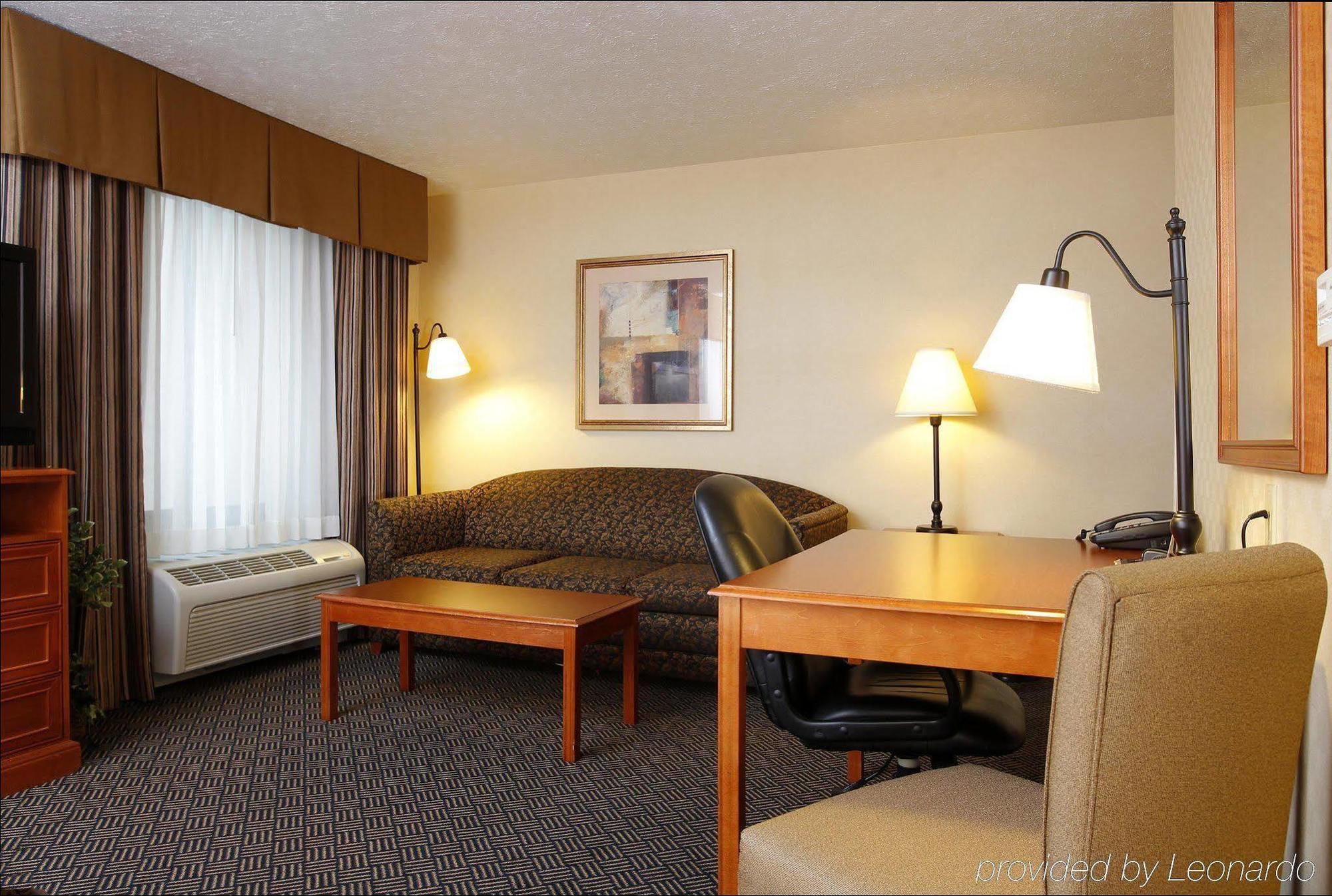 Hampton Inn Вотерлоо Екстер'єр фото